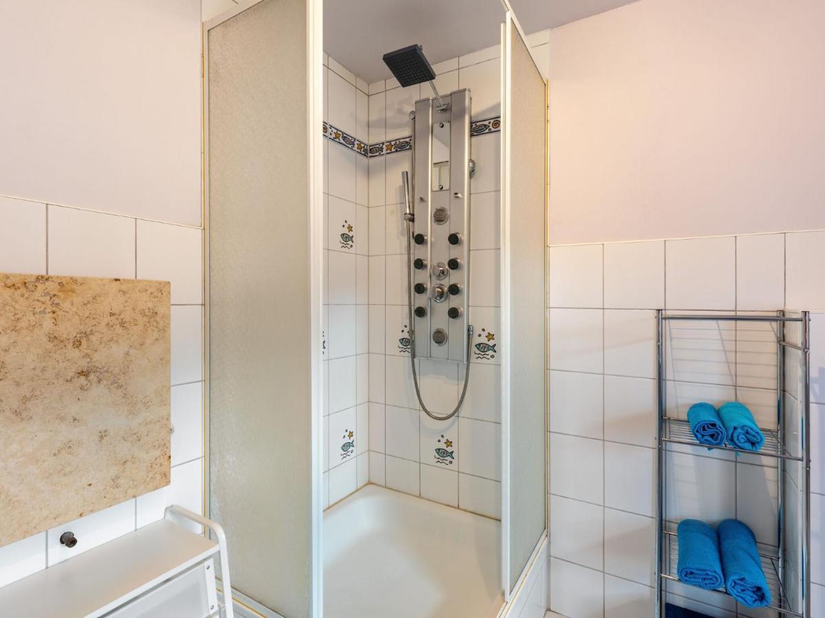 Snug Holiday Home In Divitz Spoldershagen Near Skydiving Ngoại thất bức ảnh